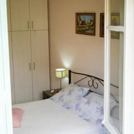 ευχάριστο σπίτι στο κέντρο της πόλης του ναυπλίου. Nafplio