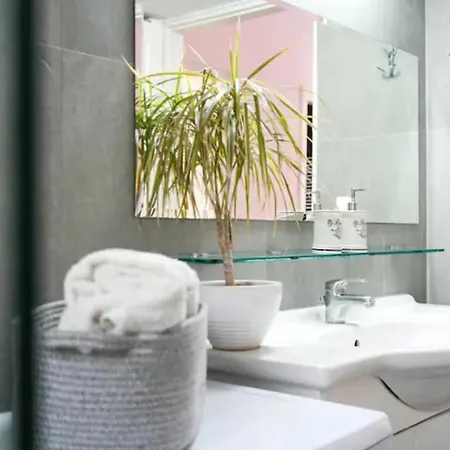 Apartment ευχάριστο σπίτι στο κέντρο της πόλης του ναυπλίου. Nafplio